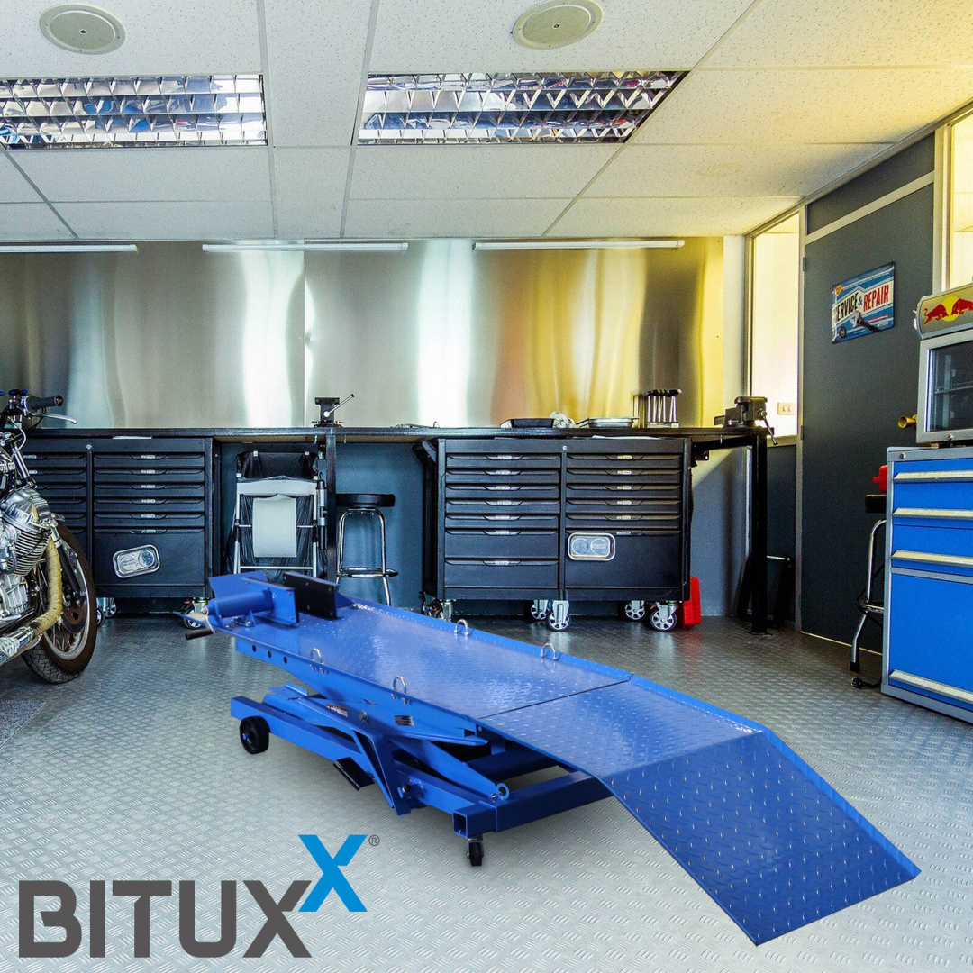 Hydraulický nůžkový zvedák na motorku s nožní pumpou 364 kg Bitux MS19472